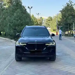 BMW X7, 2020