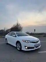 Toyota Camry, 2012-8