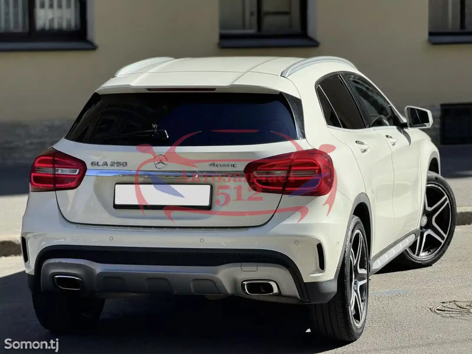 Компрессор кондиционера от Mercedes Benz GLA 250 4MATIC 2015-5