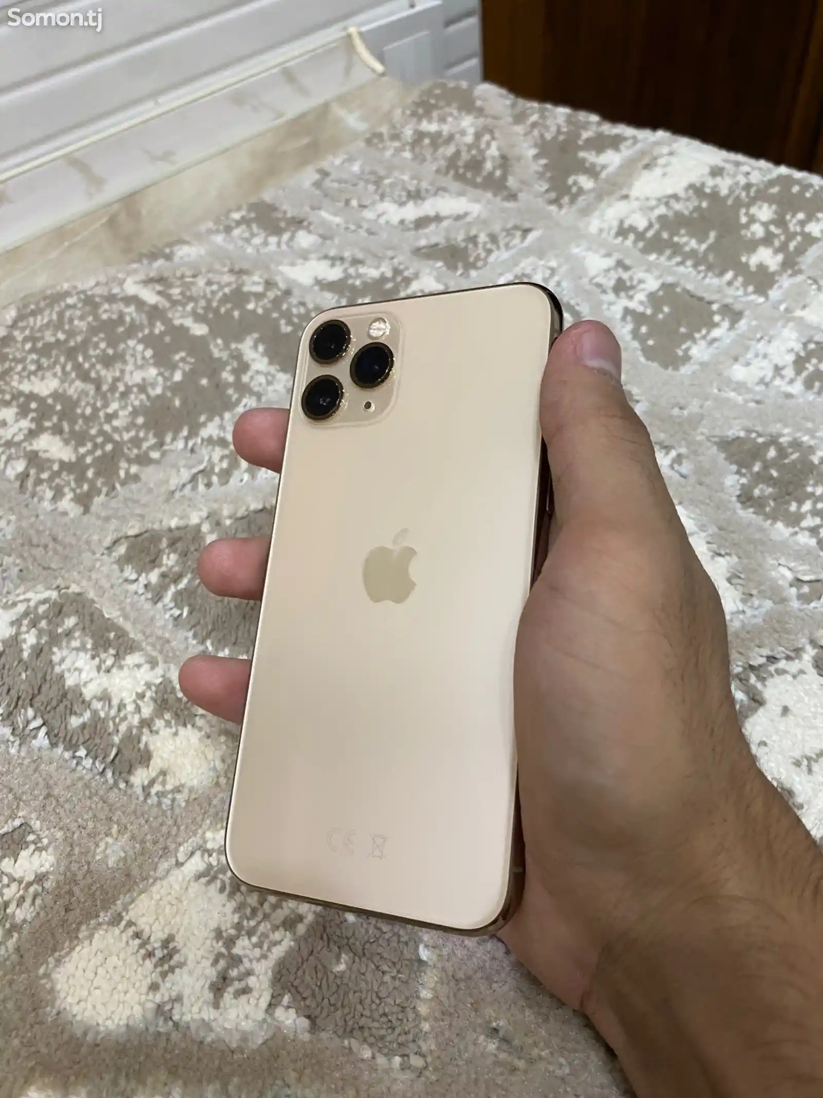 Apple iPhone 11 Pro, 256 gb, Gold-1