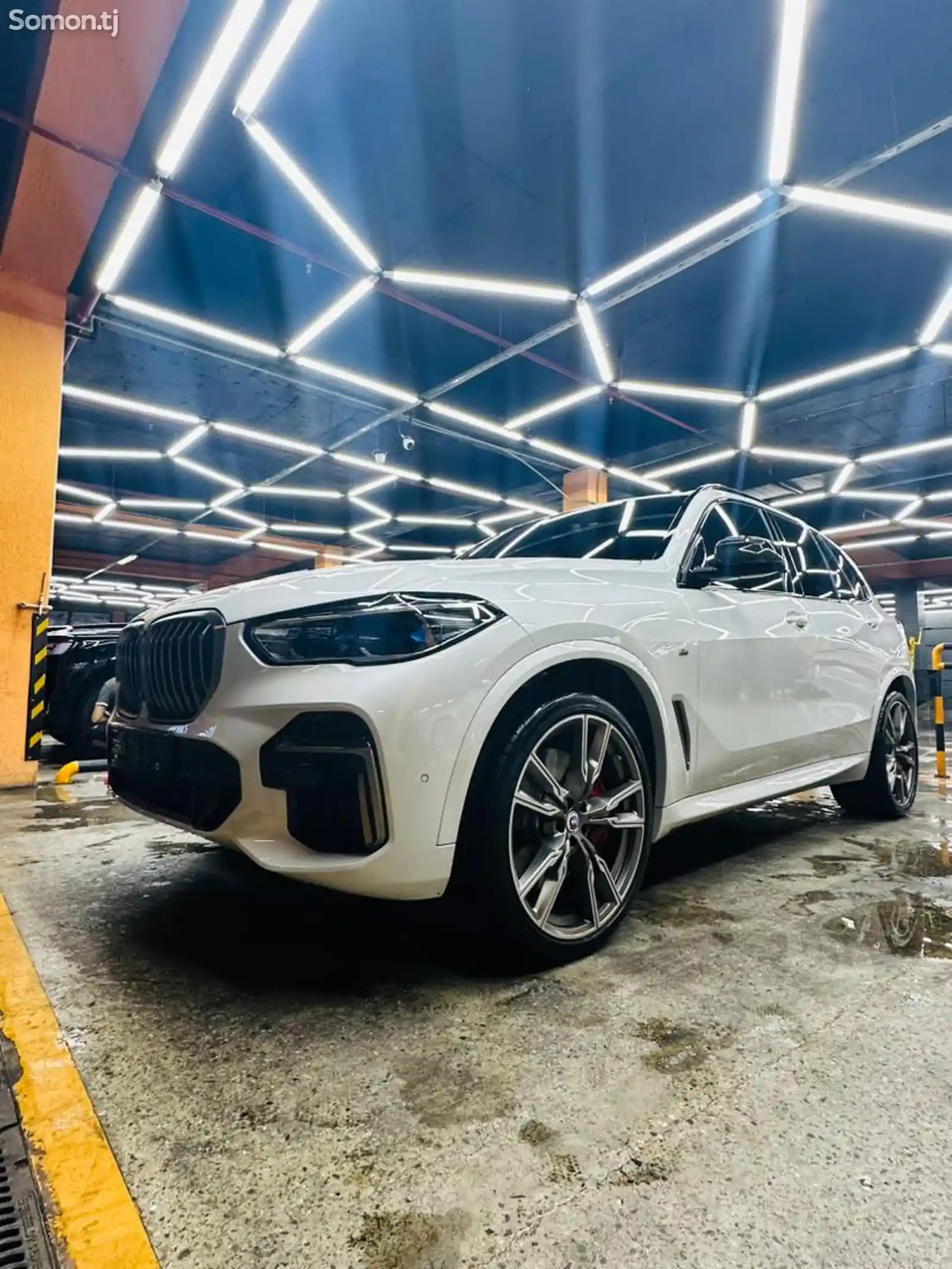 BMW X5 M, 2023-4