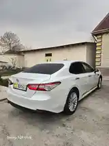 Toyota Camry, 2018-5