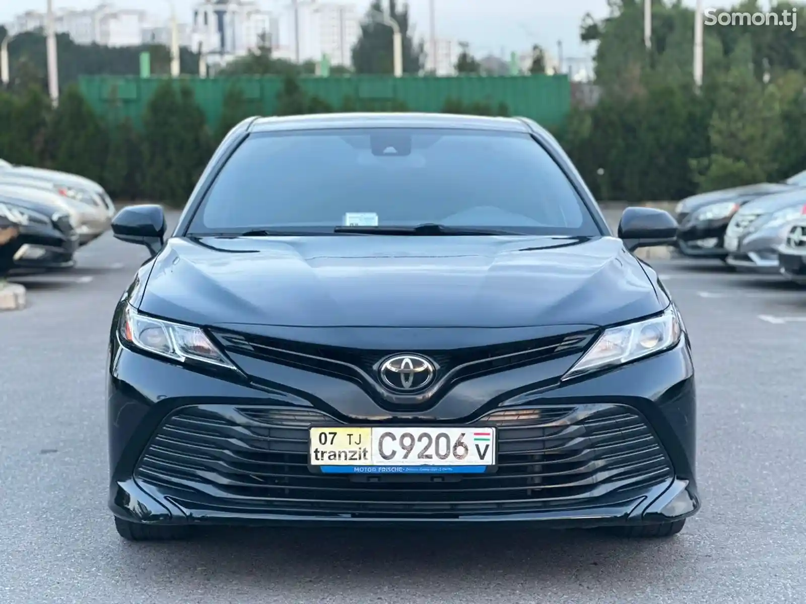 Toyota Camry, 2017-1