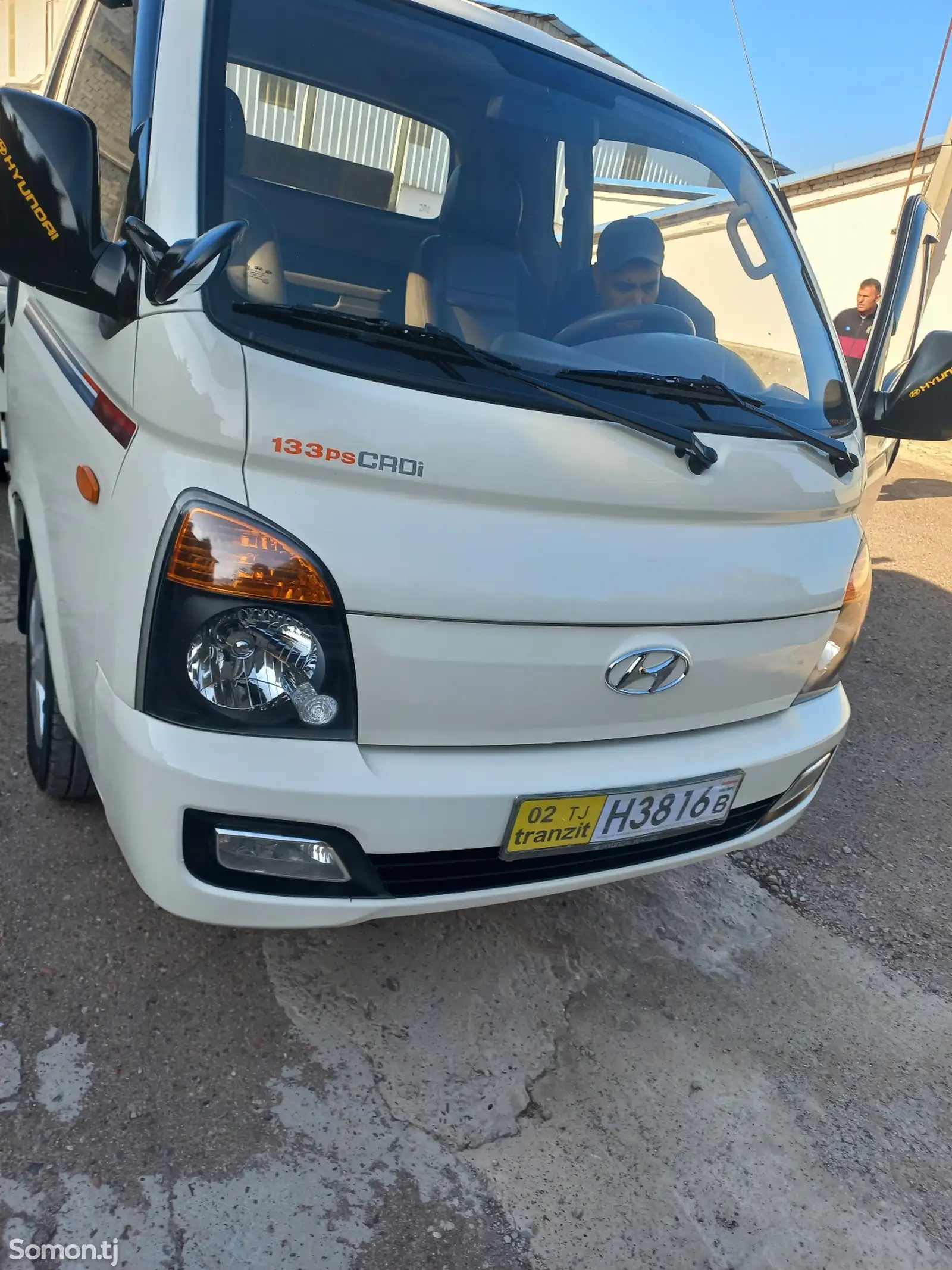 Бортовой автомобиль Hyundai Porter 2, 2014-1