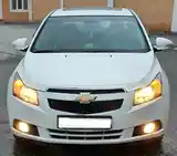 Chevrolet Cruze, 2010-3