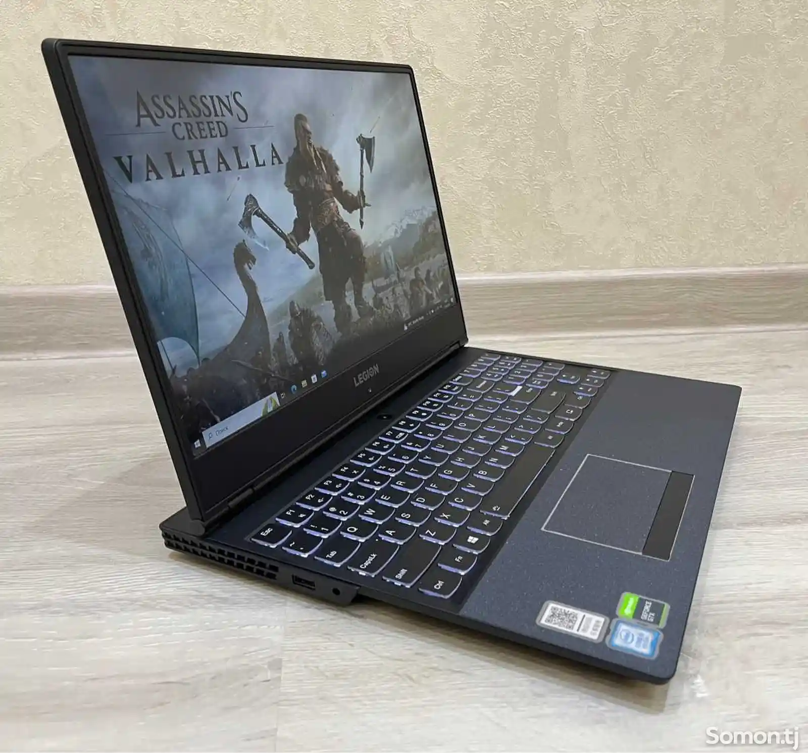 Игровой ноутбук Lenovo Legion i5 9300h SSD 512-4