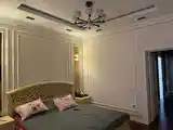 2-комн. квартира, 11 этаж, 80м², Дом печати-9