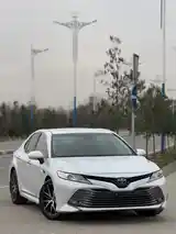 Toyota Camry, 2018-4