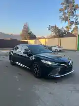 Toyota Camry, 2019-3