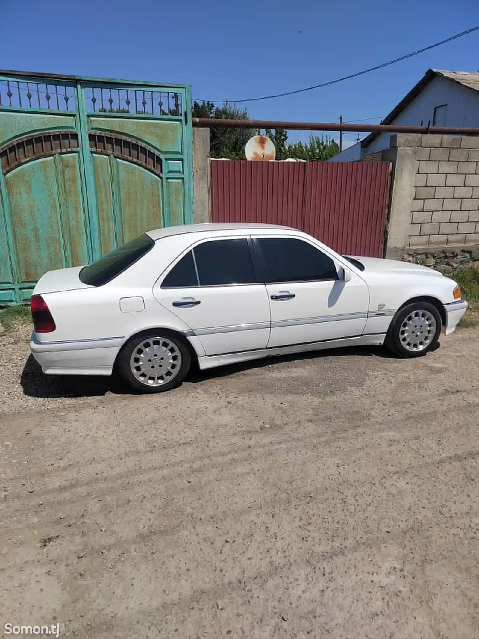 Mercedes-Benz C class, 2002-5