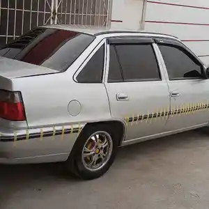 Daewoo Nexia, 1994