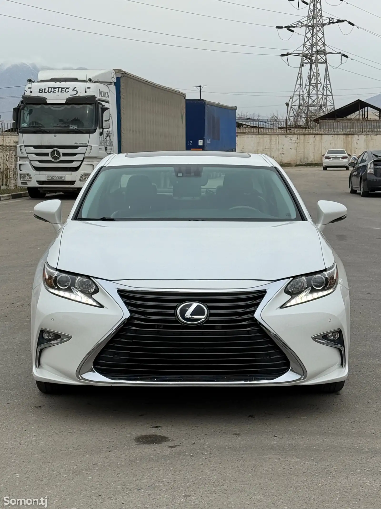 Lexus ES series, 2016-1