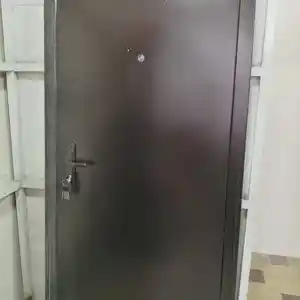 вхадной дверь