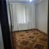 3-комн. квартира, 2 этаж, 70м², 102 мкр-3