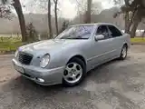 Mercedes-Benz E class, 2001-3