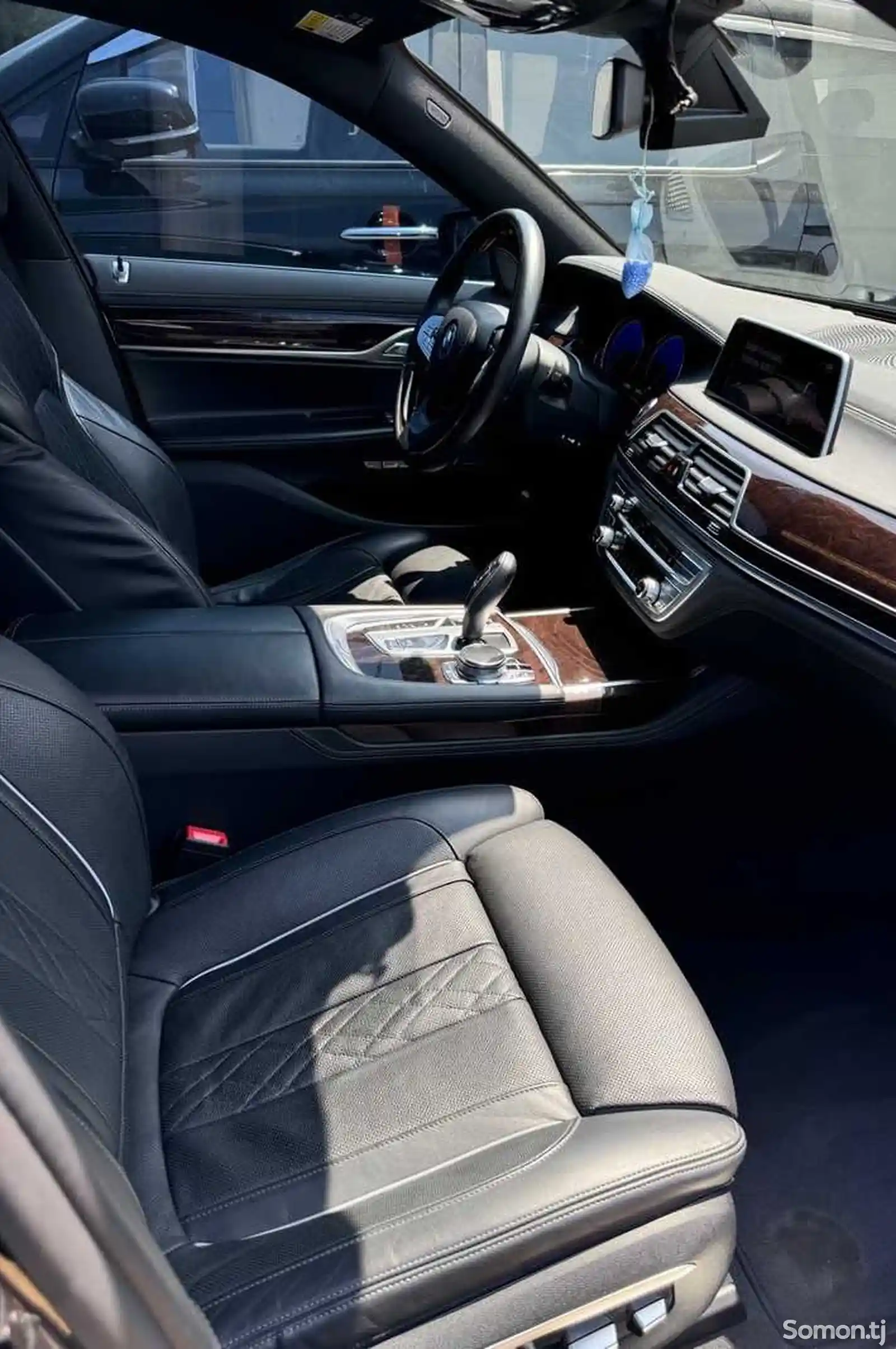 BMW 7 series, 2016-8