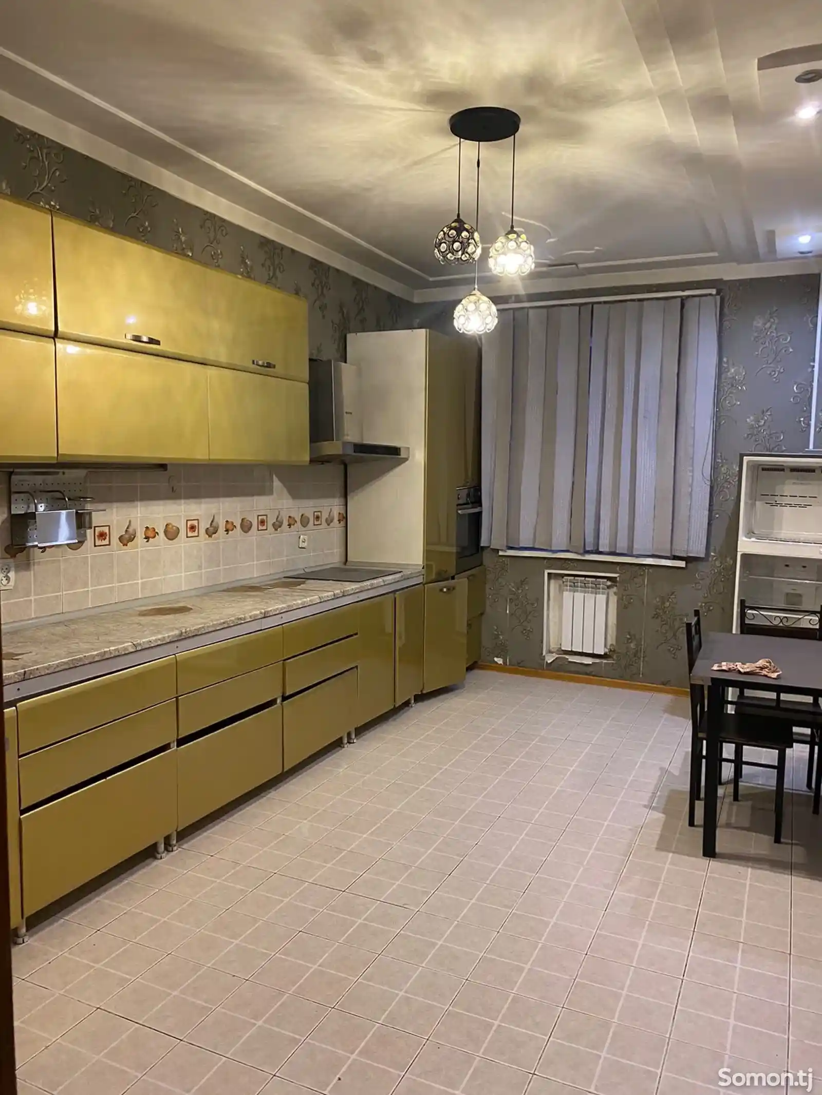 3-комн. квартира, 3 этаж, 150 м², Исмоили Сомони, кучаи Пушкина 81-6