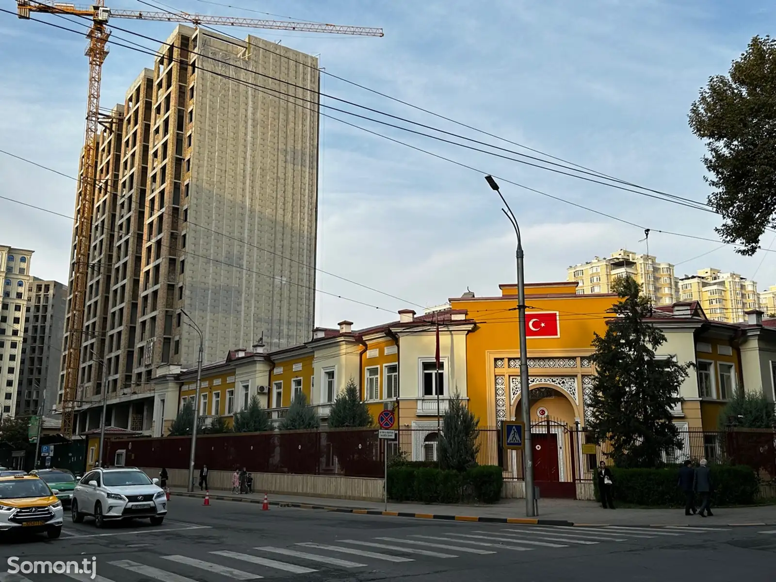 3-комн. квартира, 14 этаж, 84 м², Шохмансур-4