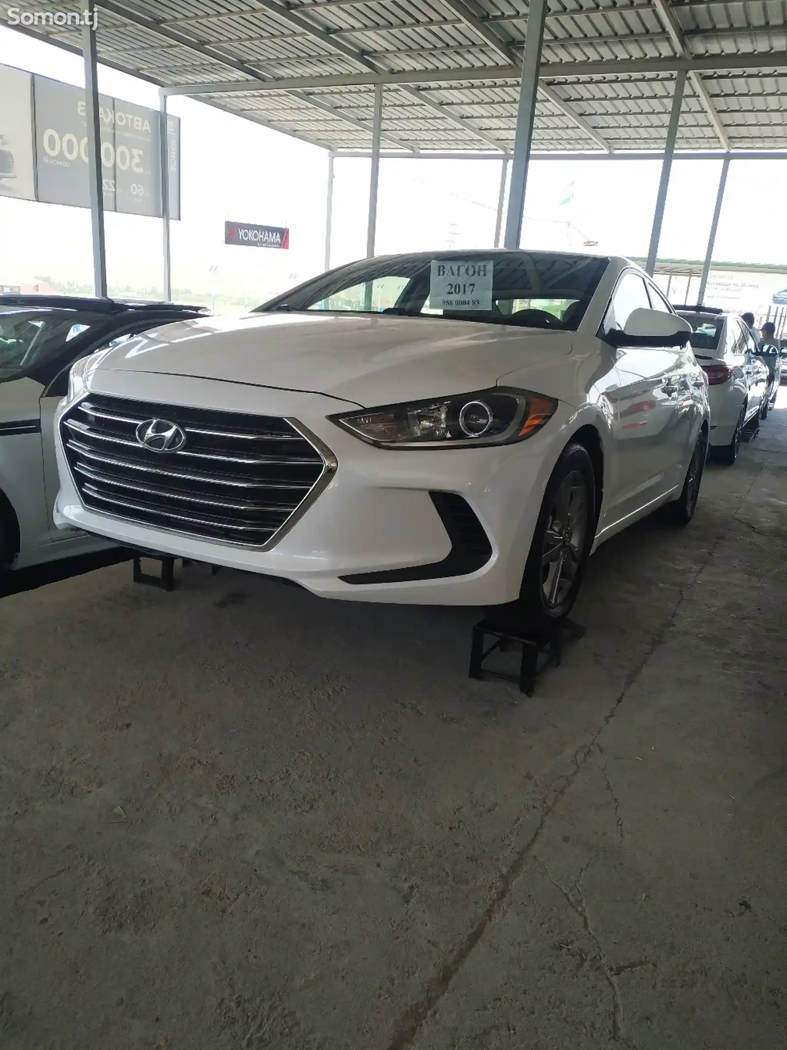 Hyundai Elantra, 2017-1