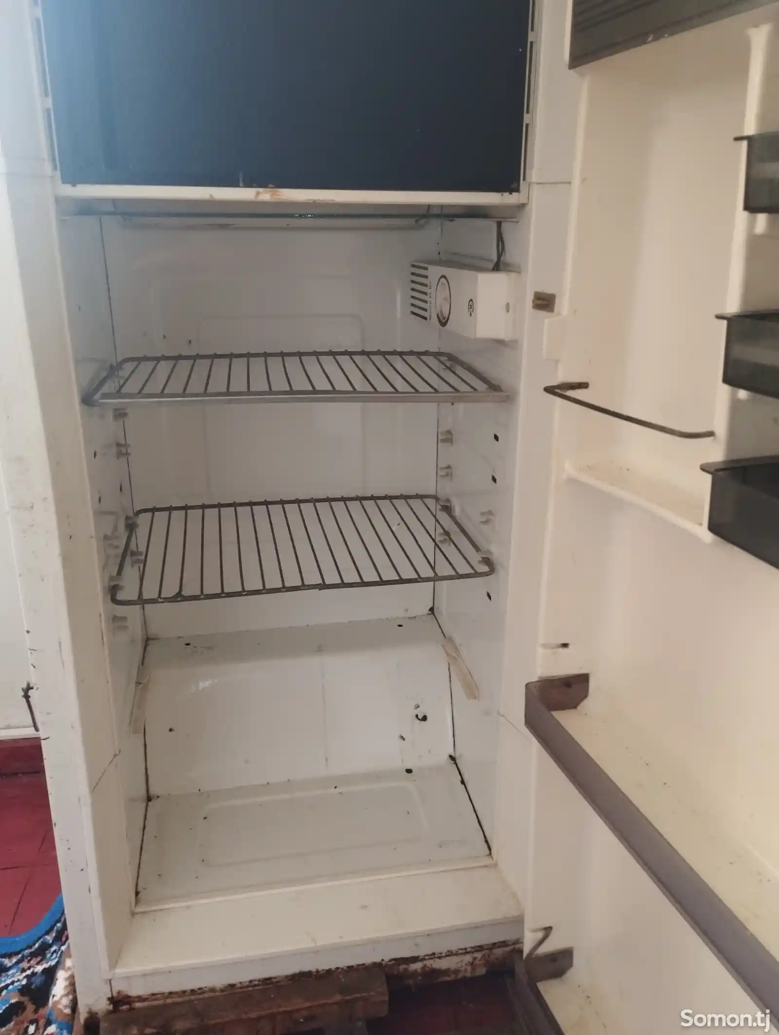 Холодильник советский-6