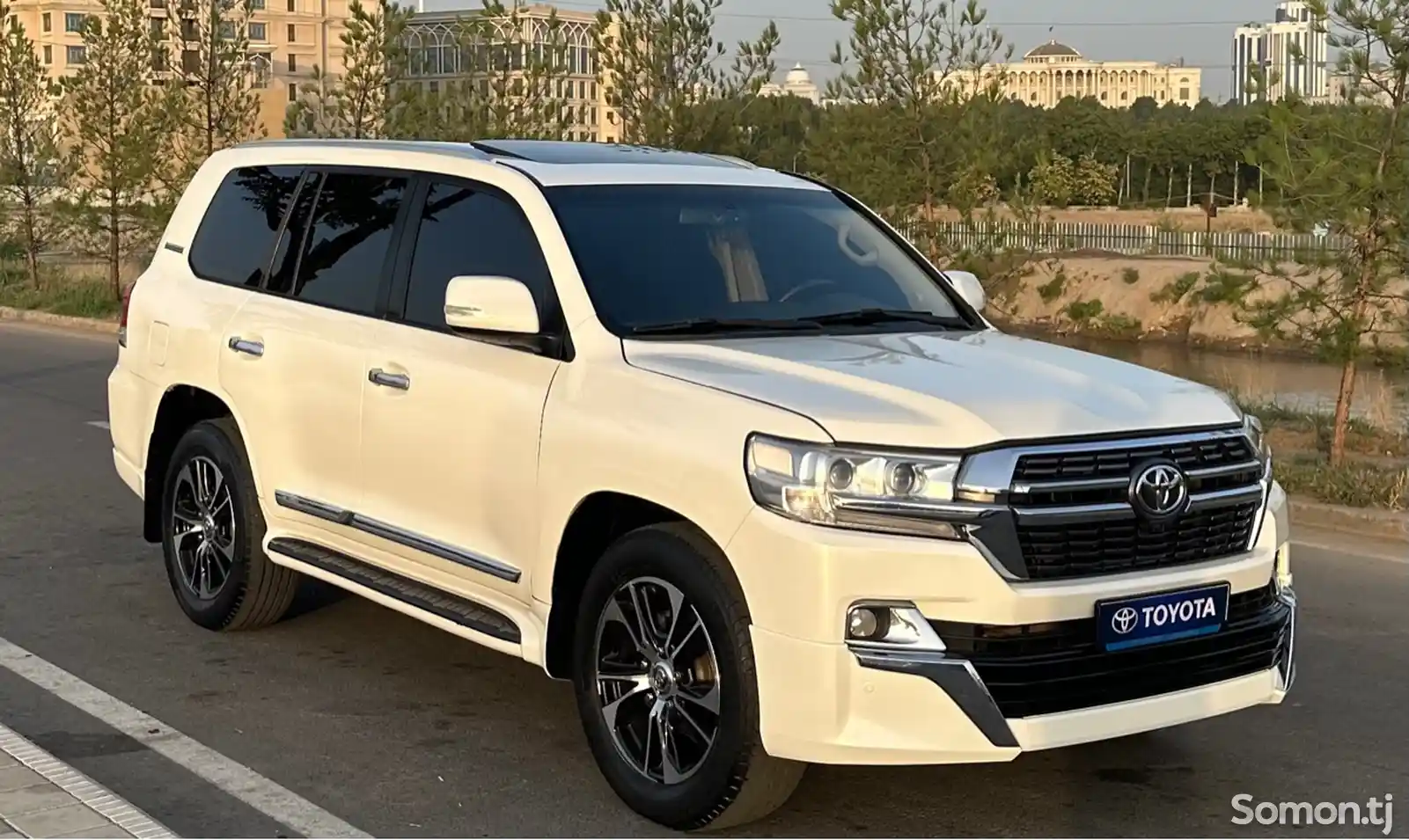 Toyota Land Cruiser, 2010-2