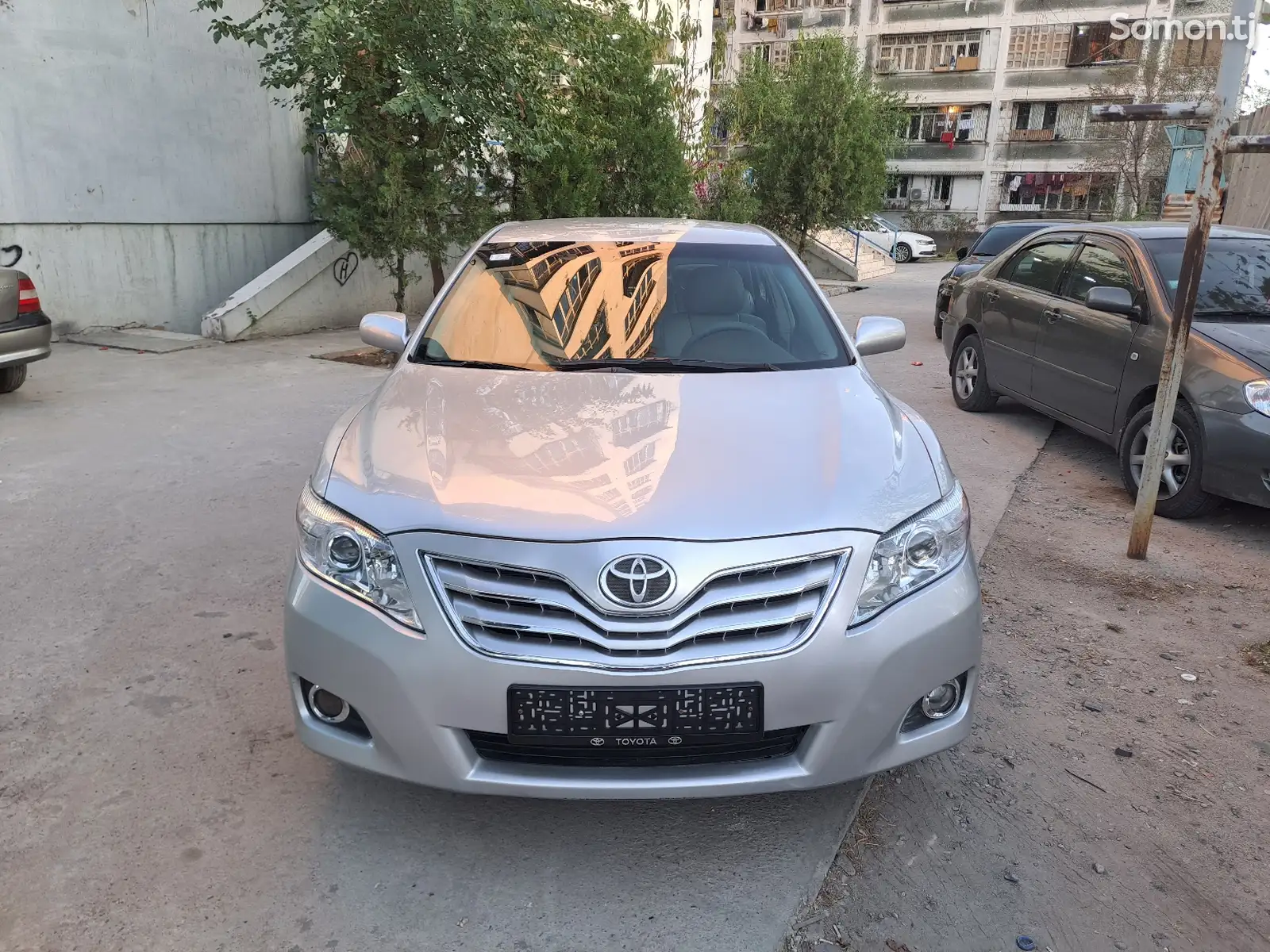 Toyota Camry, 2010-1