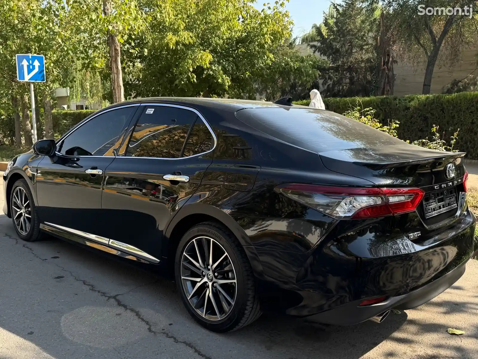 Toyota Camry, 2023-3