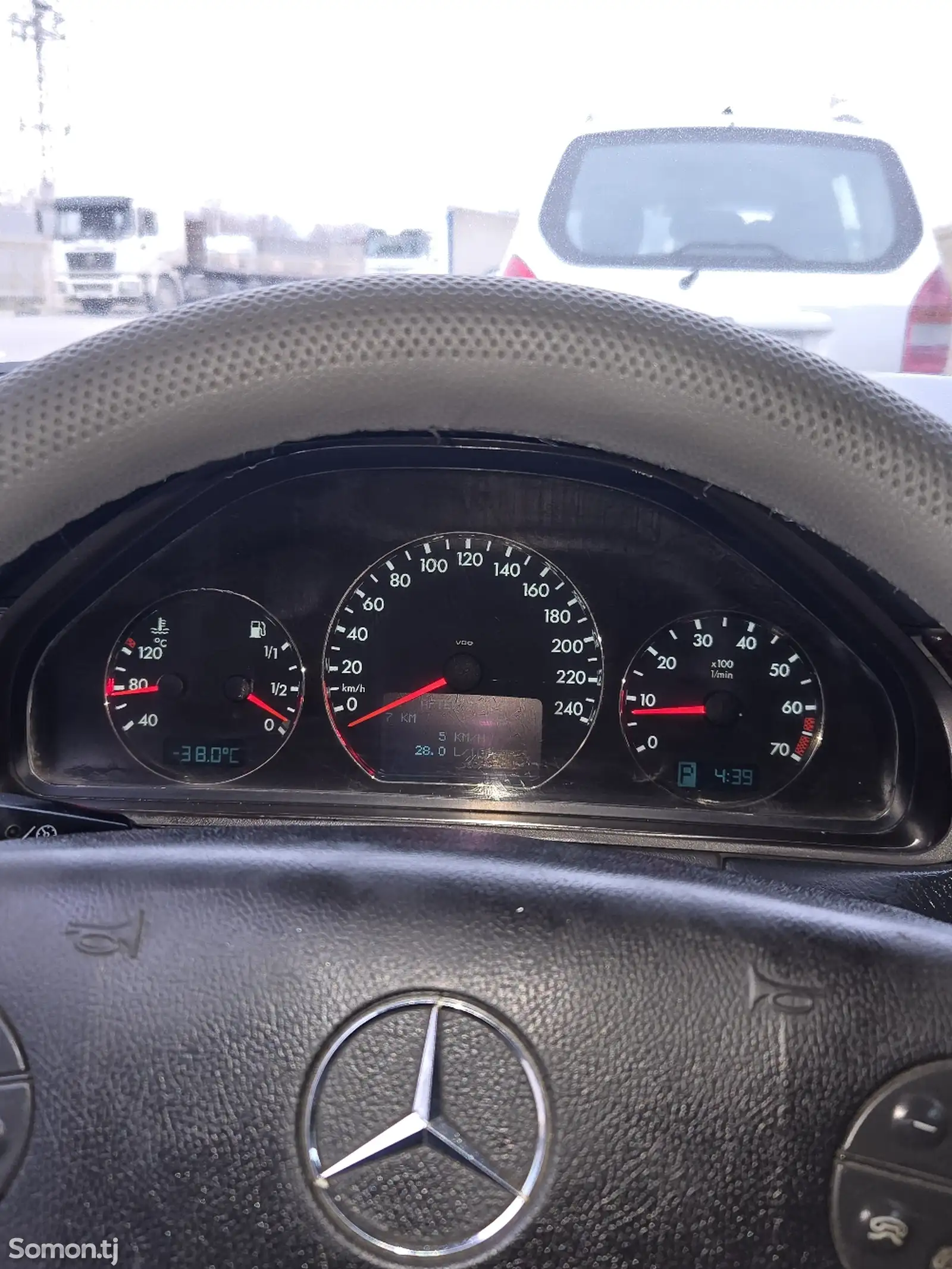 Mercedes-Benz E class, 2000-1