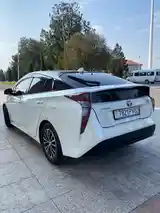 Toyota Prius, 2016-6