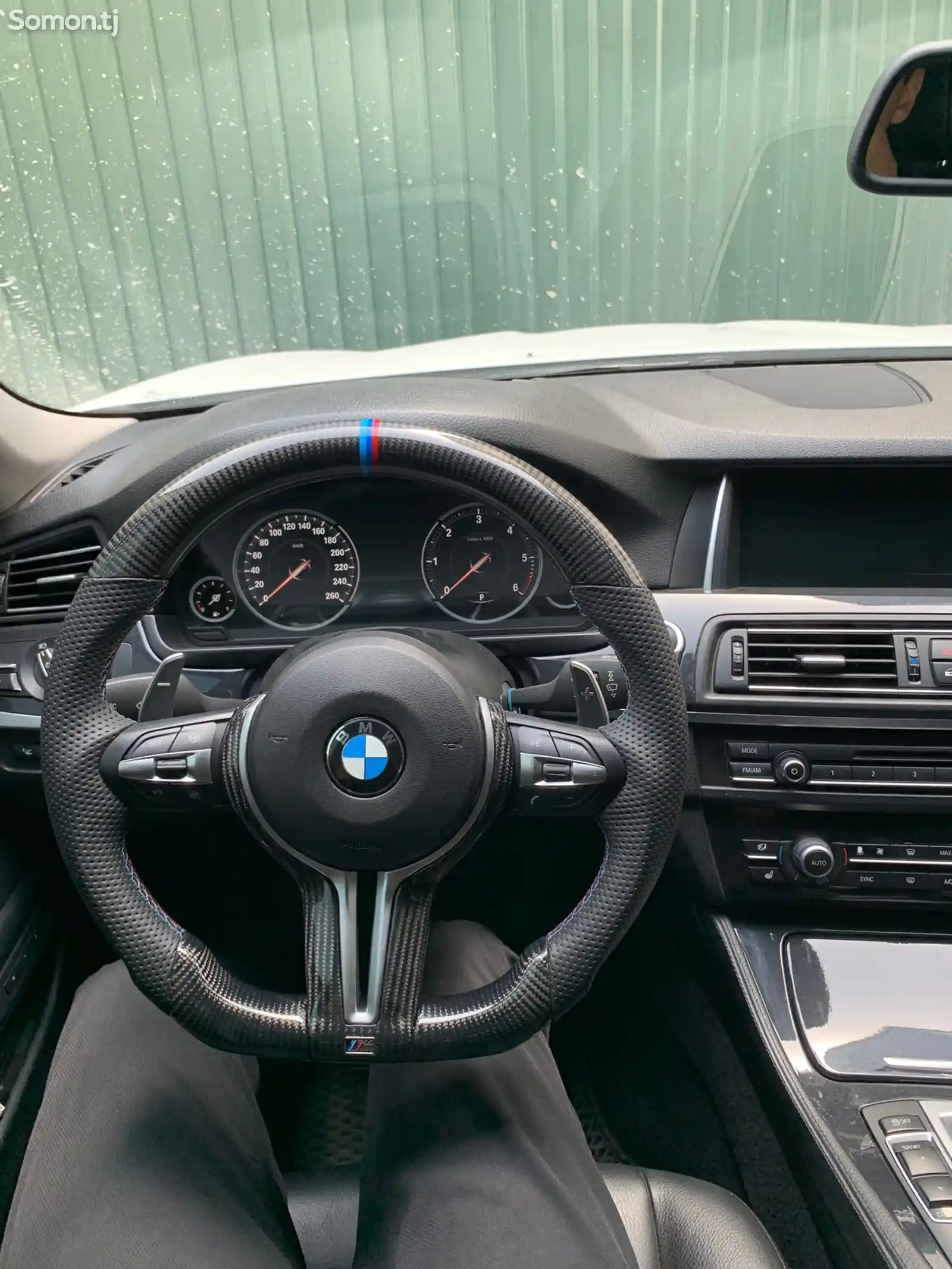 BMW 5 series, 2015-11