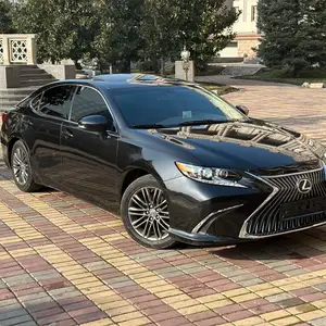 Lexus ES series, 2017