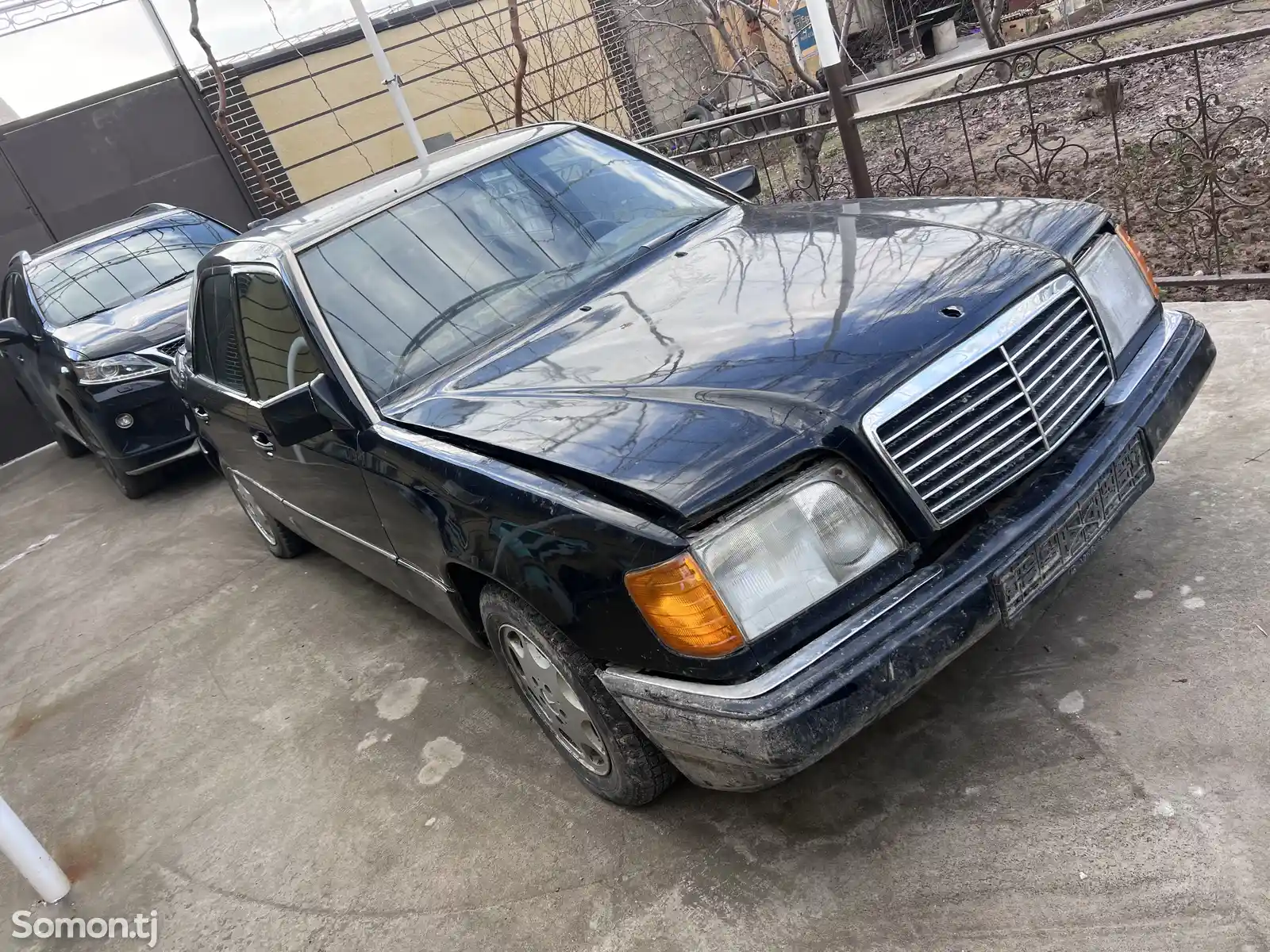 Mercedes-Benz w124 1993 на запчасти-5