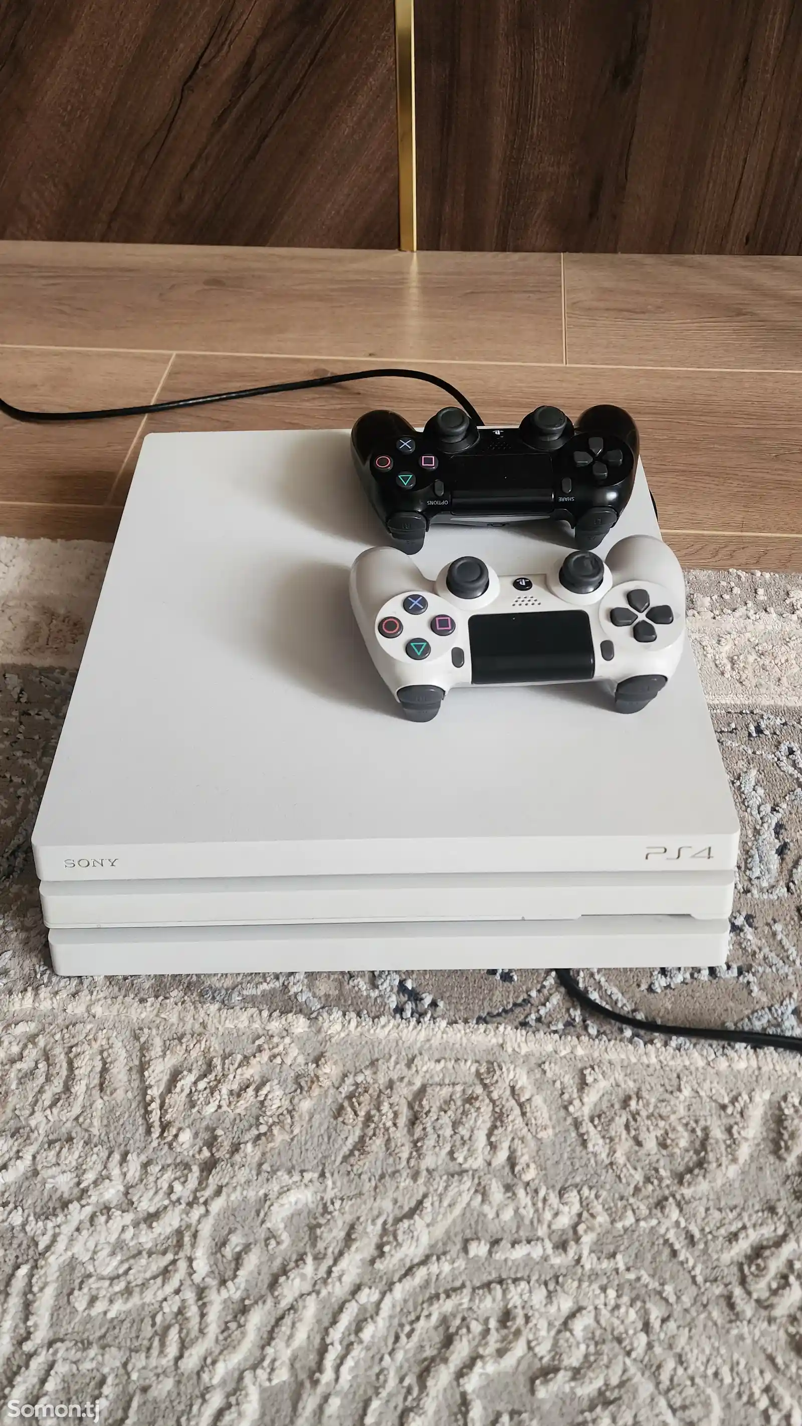 Игровая приставка Ps 4pro 1tb-1