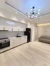 3-комн. квартира, 9 этаж, 140 м², Сино-11