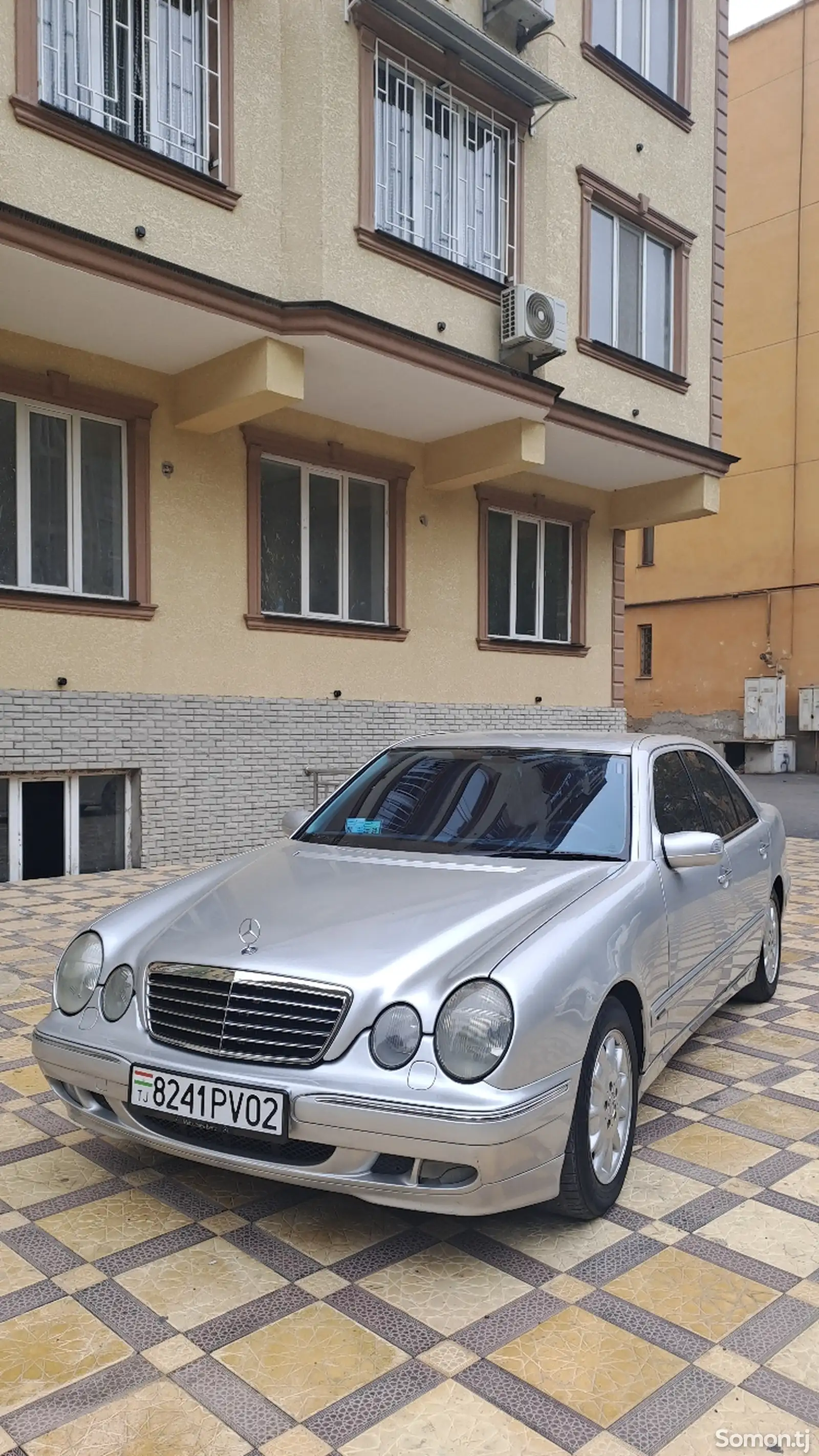 Mercedes-Benz E class, 2002-1