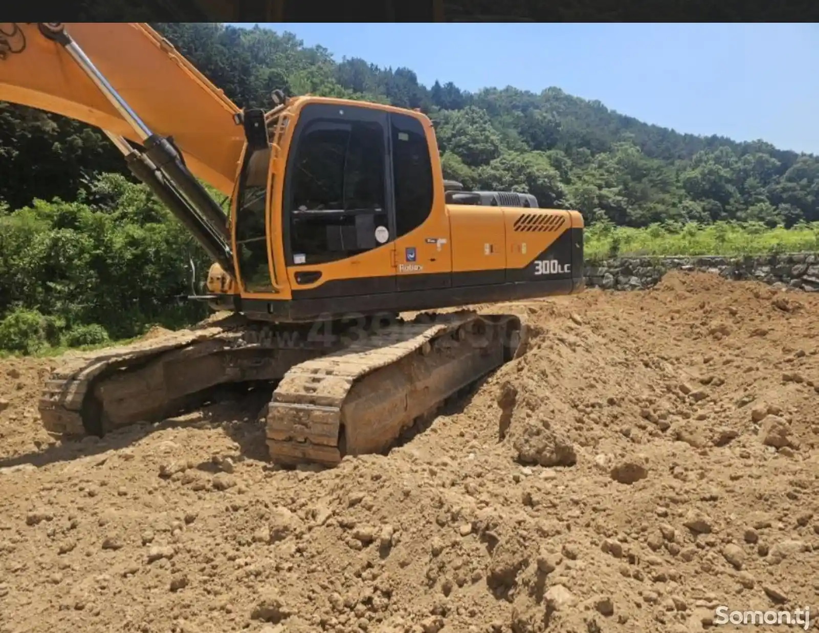 Экскаватор Hyundai R 300LC на заказ-1