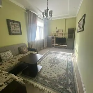 2-комн. квартира, 11 этаж, 70м², Шохмансур