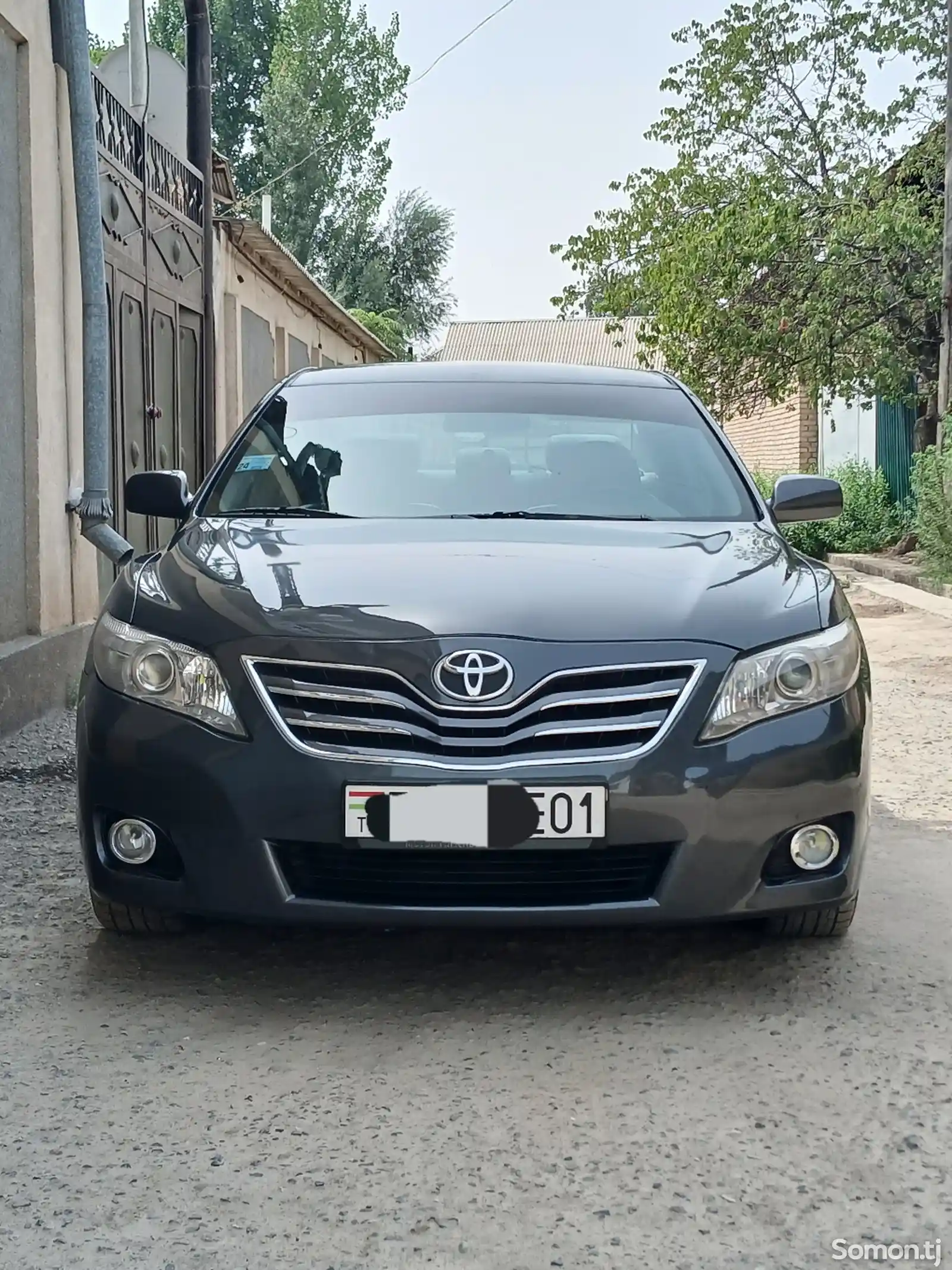 Toyota Camry, 2010-1