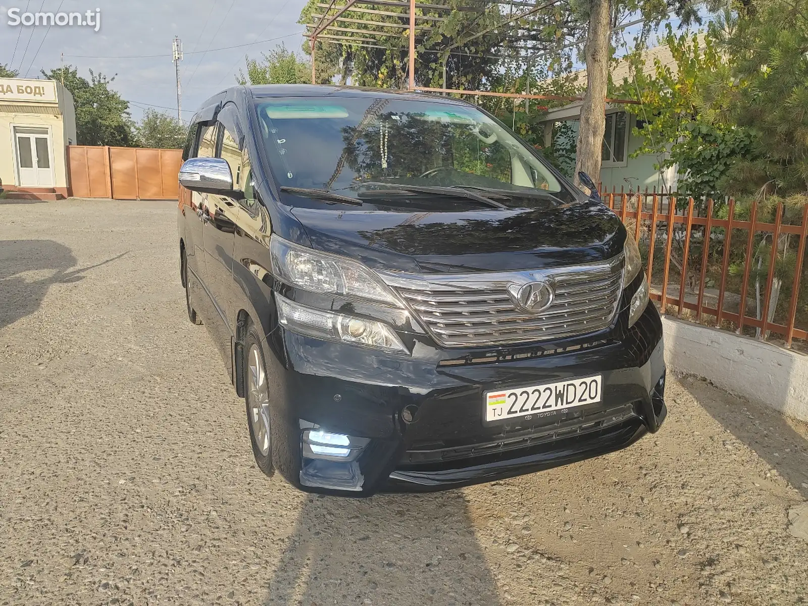 Toyota Vellfire, 2014-1