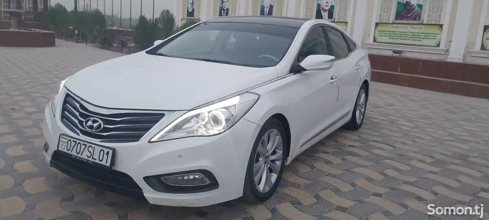 Hyundai Grandeur, 2012-1