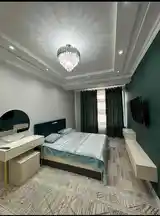 2-комн. квартира, 11 этаж, 65м², Сомони-4