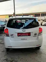 Toyota Corolla Verso, 2011-4