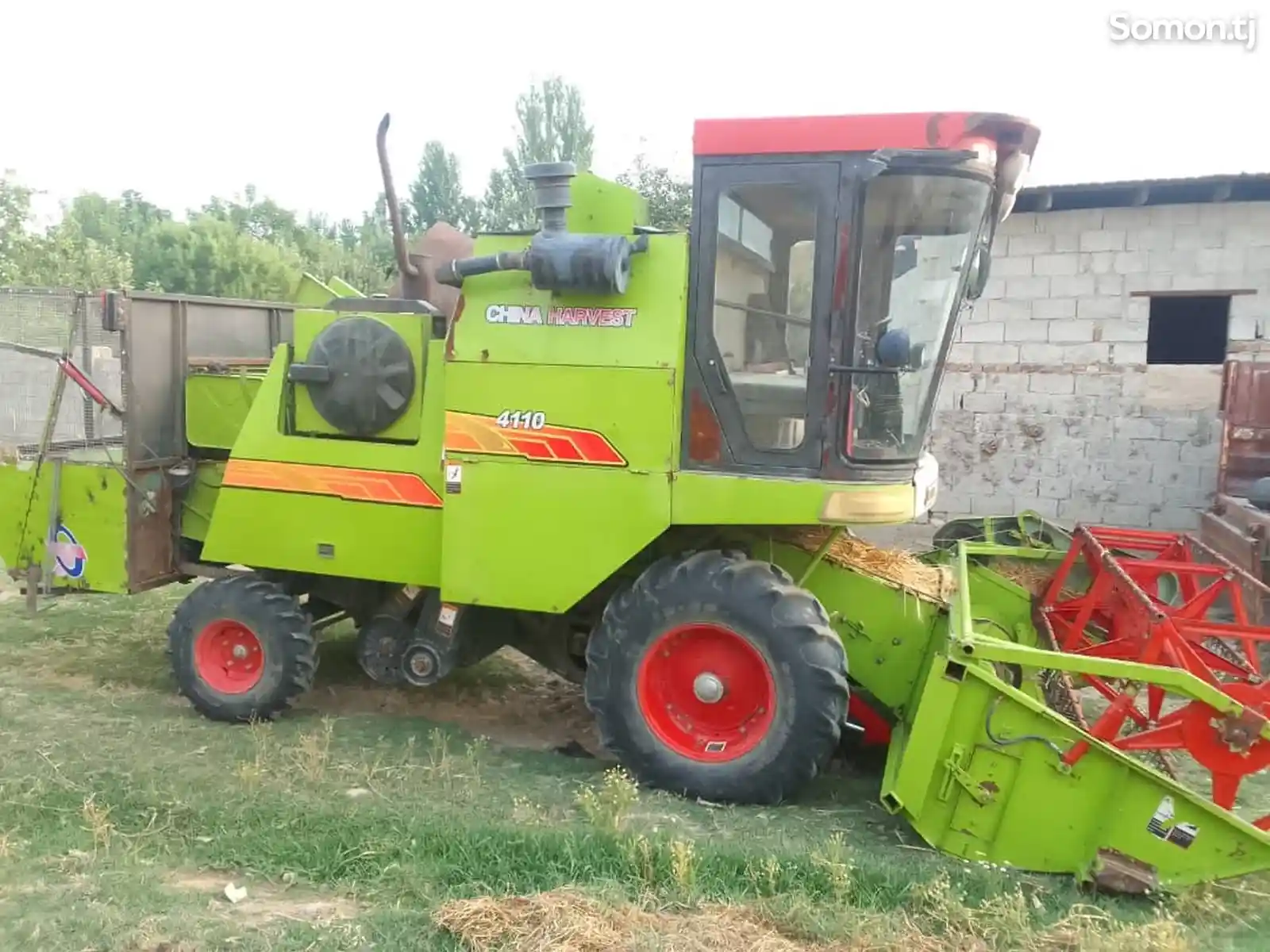 Комбайн Foton 4110-1