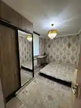 2-комн. квартира, 2 этаж, 30м², И.Сомони, Дом печать-2