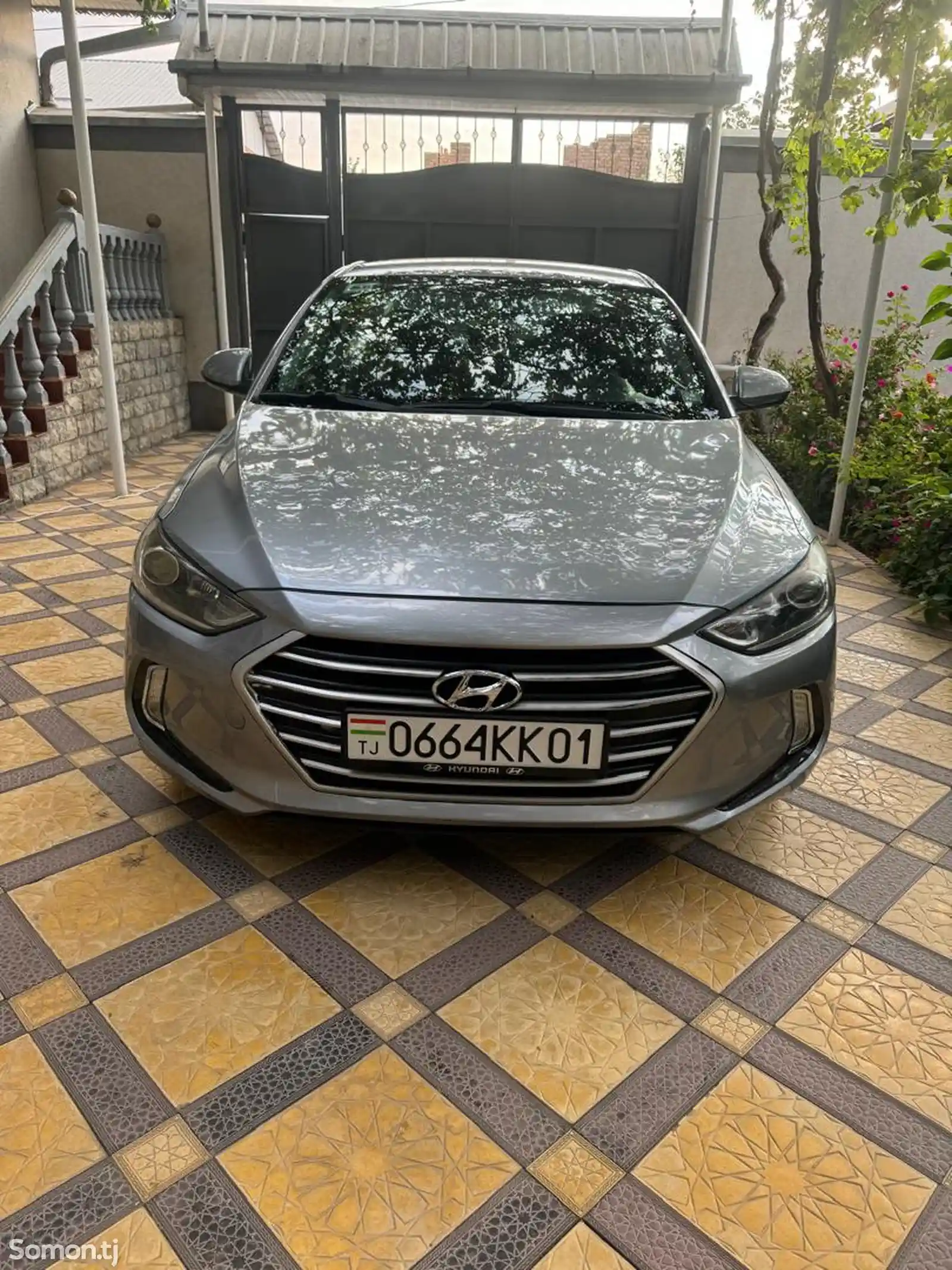 Hyundai Elantra, 2017-4