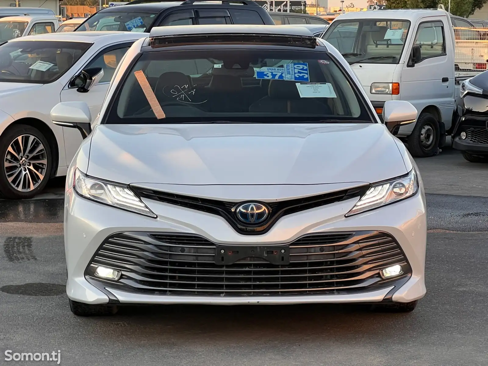 Toyota Camry, 2018-1