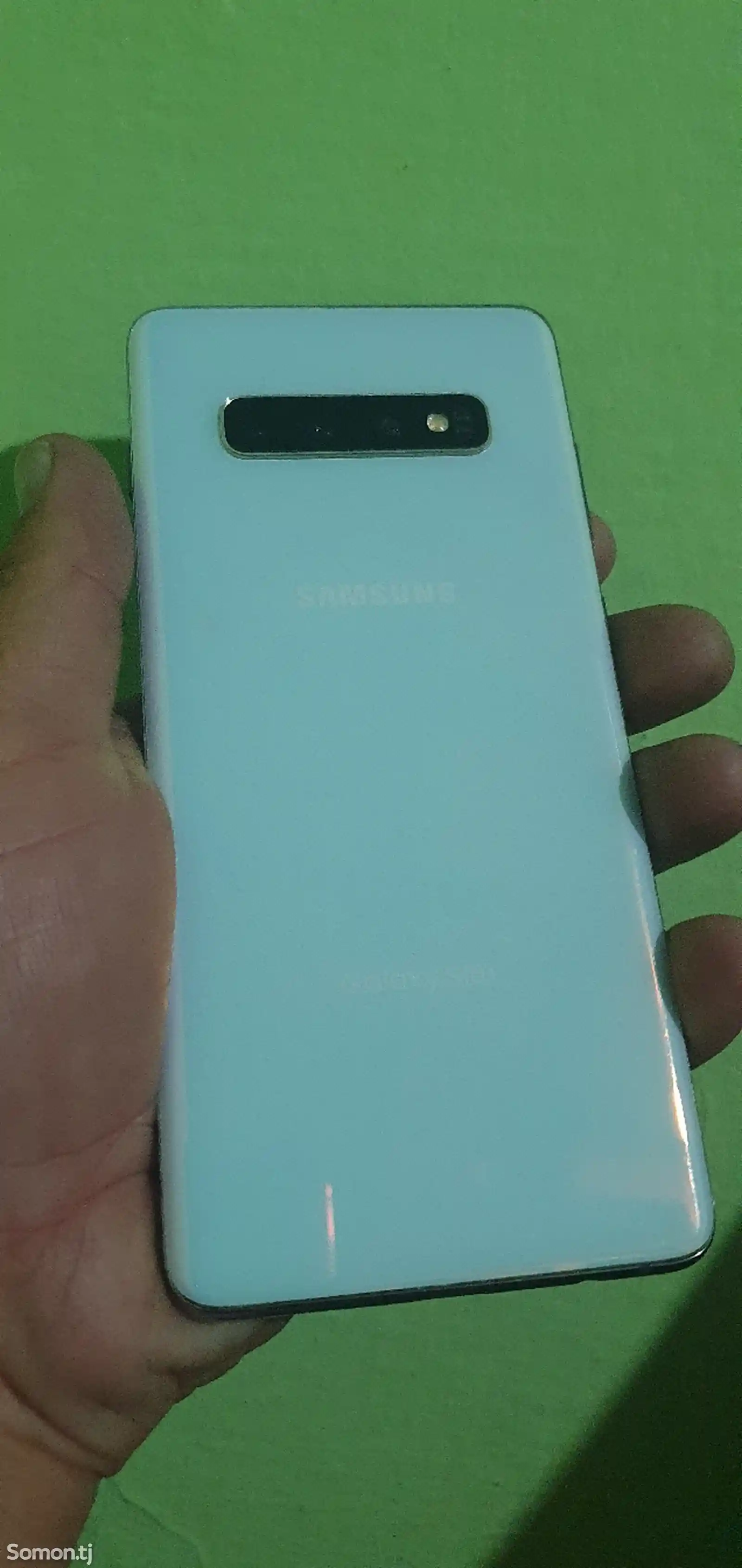 Samsung Galaxy S10+-1