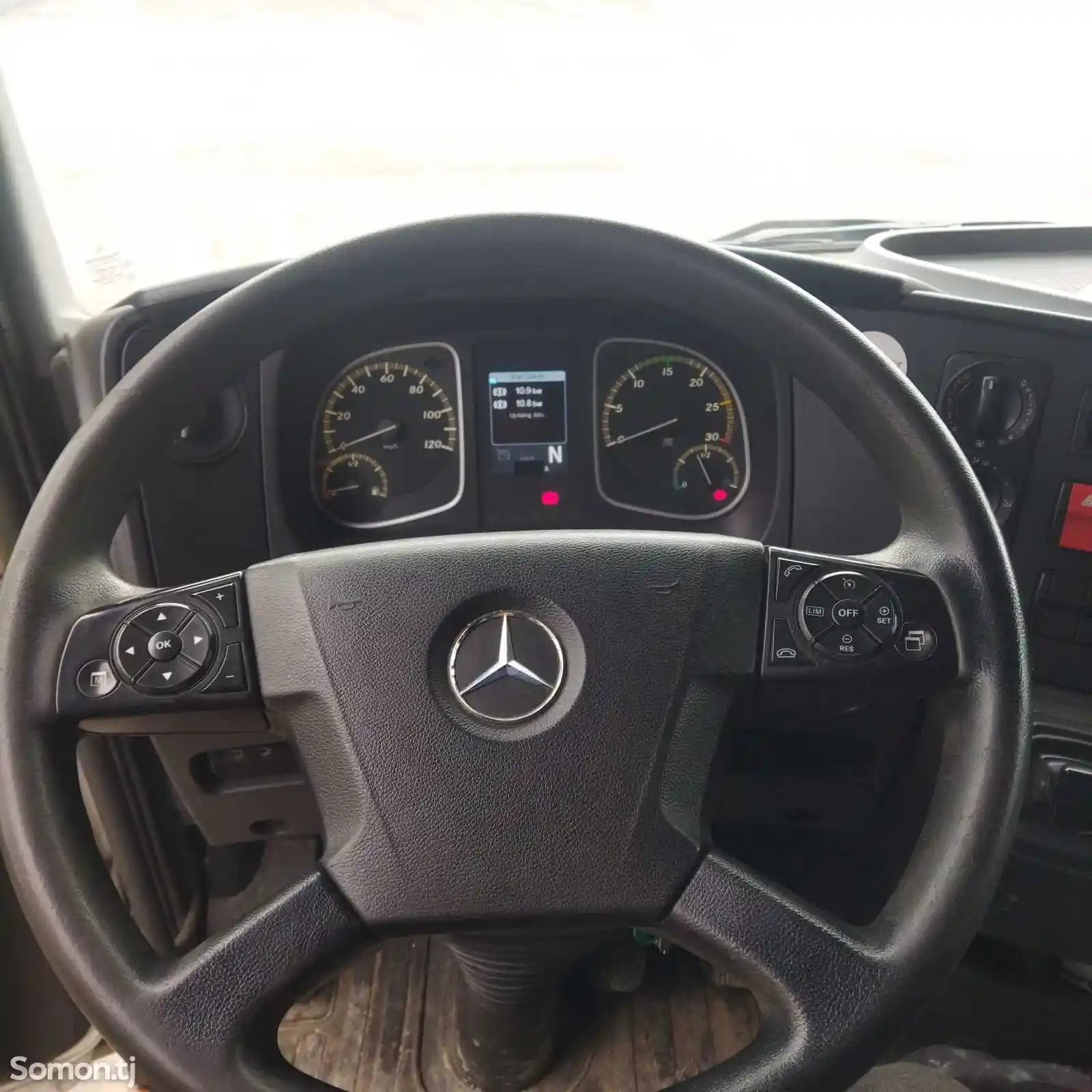 Бортовой грузовик Mercedes Benz Atego 821, 2014-9