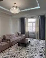 2-комн. квартира, 2 этаж, 65м², сино 82 мкр-8