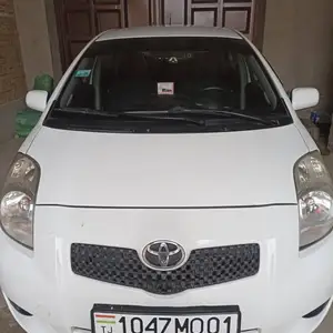 Toyota Vitz, 2009